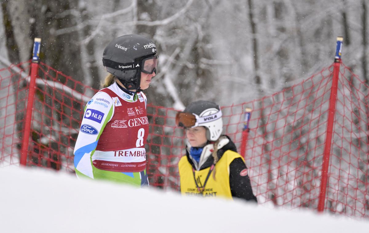 Tremblant Ana Bucik | Ana Bucik je na prvem veleslalomu v Tremblantu nesrečno padla. | Foto Reuters