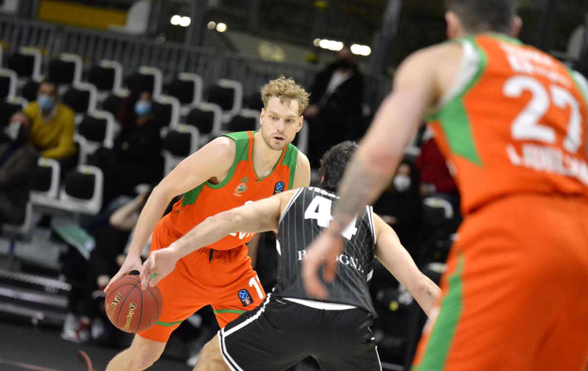 Cedevita Olimpija - Virtus Segafredo | Cedevita Olimpija je na gostovanju pri favorizirani Bologni izgubila s 76:90. | Foto KK Cedevita Olimpija