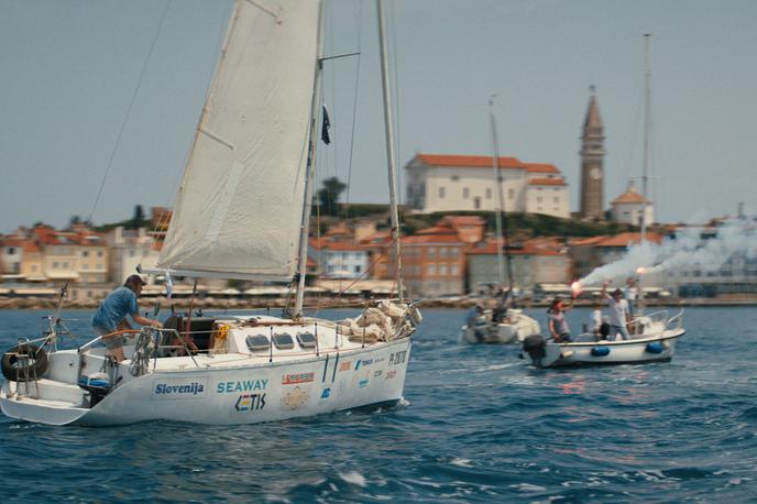 Šterkijada | Jure Šterk po treh letih pripluje okrog sveta v samostojno Slovenijo ob navdušenju množice. | Foto Gustav film