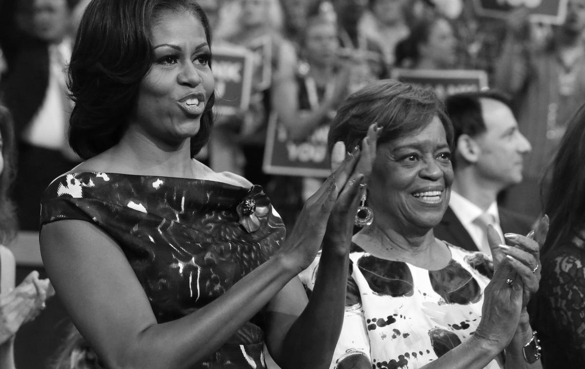 Michelle Obama z mamo Marian Robinson | Michelle Obama z mamo Marian Robinson leta 2012. | Foto Guliverimage