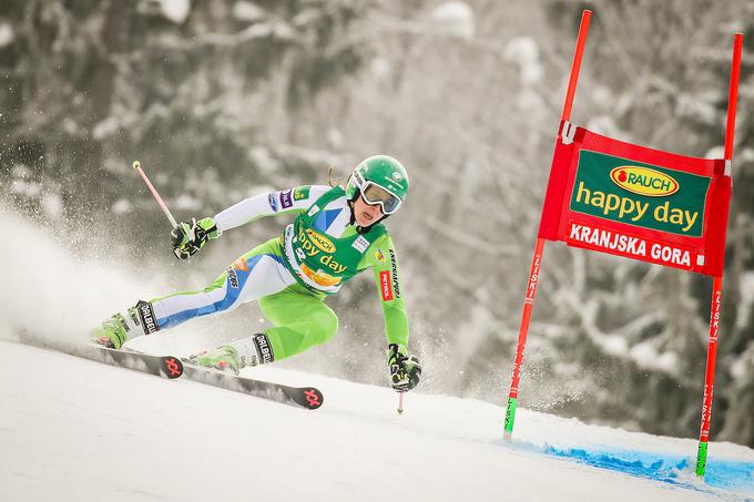 Poškodbe so večkrat krojile usodo smučarske kariere Tine Robnik. | Foto: Sportida