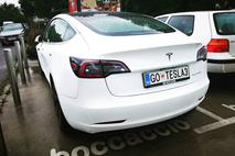 Tesla model 3