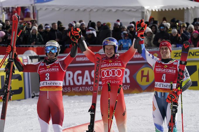 Zmagovalna trojka: Feller, Odermatt in Kranjec (od leve proti desni).  | Foto: Guliverimage/Vladimir Fedorenko