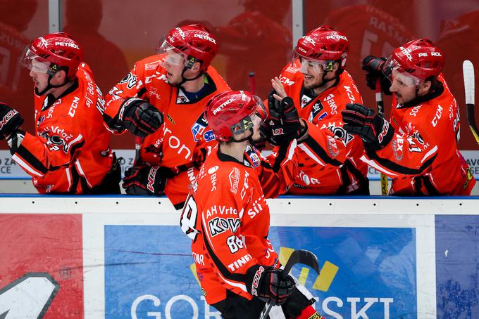 Lani bi lahko zaigral za Jesenice v Alpski ligi, a je želel v kakovostnejšo ligo. Zdaj bo v tem tekmovanju igral za Olimpijo. | Foto: Matic Klanšek Velej/Sportida