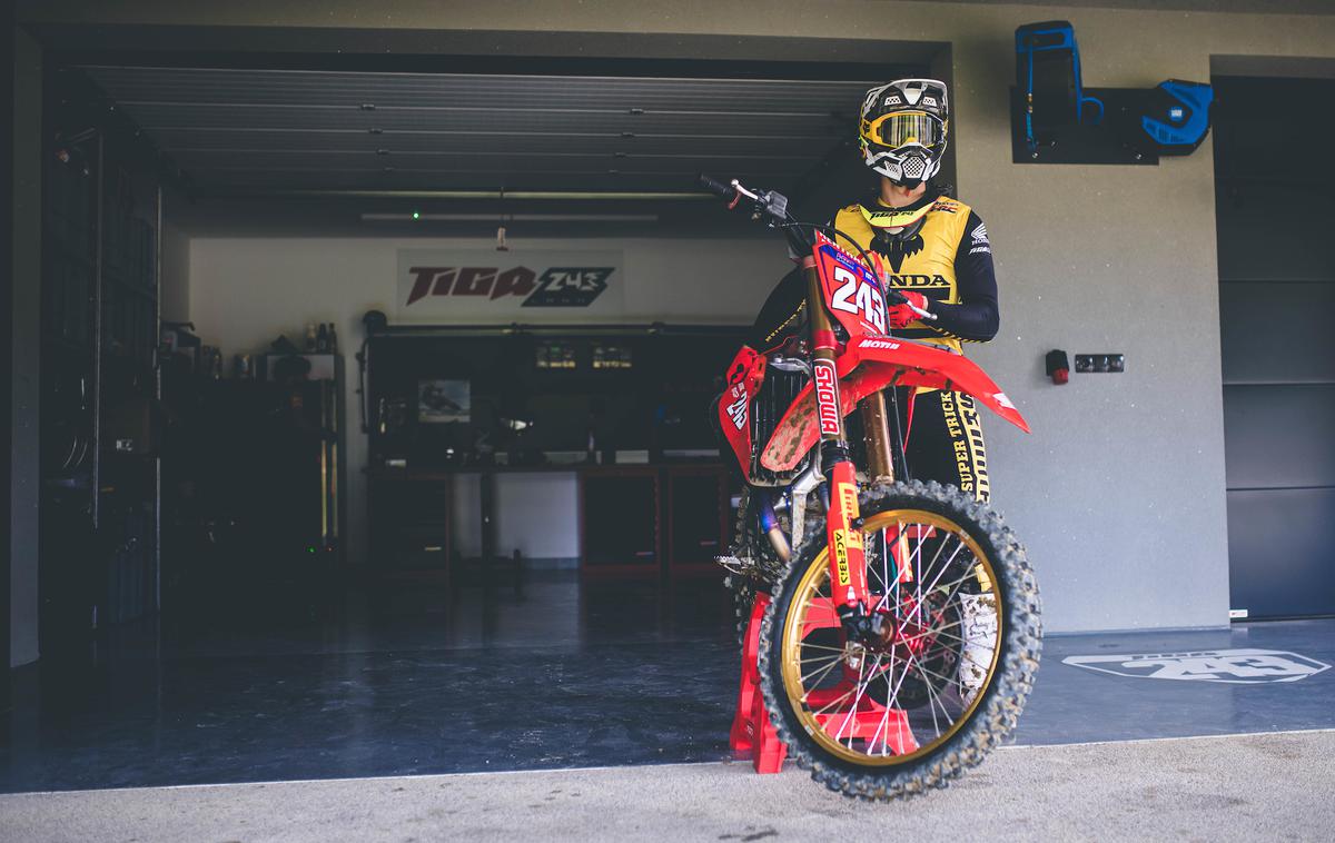 Tim Gajser Honda Tiga243Land | Pred Timom Gajserjem je še sedem dirk letošnjega svetovnega prvenstva. | Foto Grega Valančič/Sportida