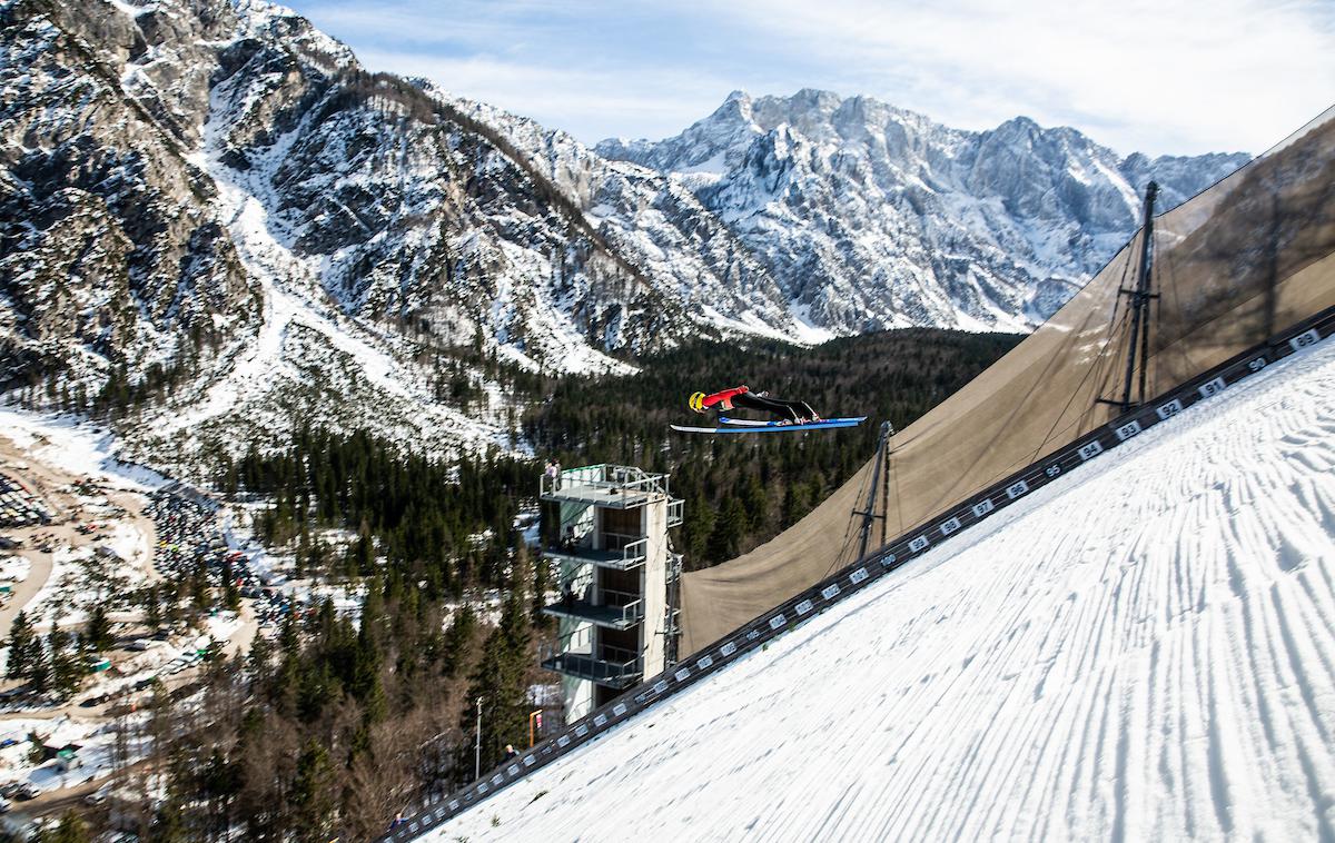 Planica | Planica brez navijačev? To bo poseben izziv tudi za uradnega napovedovalca Bojana Makovca, ki v Planici tekme komentira že 20 let.  | Foto Matic Ritonja/Sportida