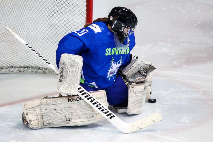 Pia Dukarič je zaustavila kar 54 strelov in Slovenkam izdatno pomagala do zmage nad Italijo. | Foto: Matic Klanšek Velej/Sportida