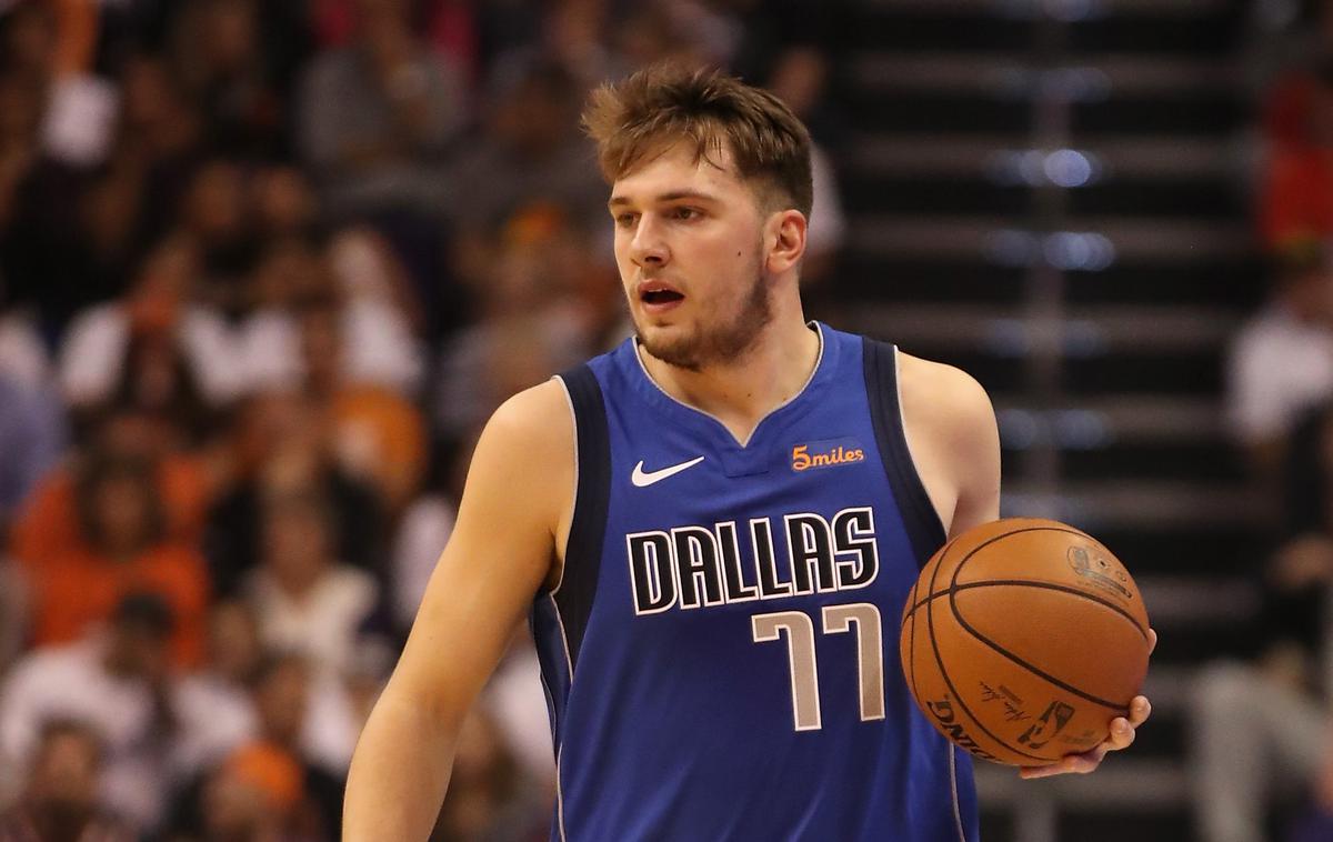 Luka Dončić | V noči na torek čaka Luko Dončića tretja tekma v ligi NBA - proti Chicago Bullsom. | Foto Getty Images