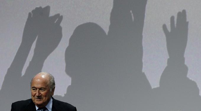 Blatter se brani pred obtožbami in pravi, da so izmišljene. | Foto: Reuters