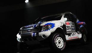 Ford z dvema rangerjema na reli Dakar