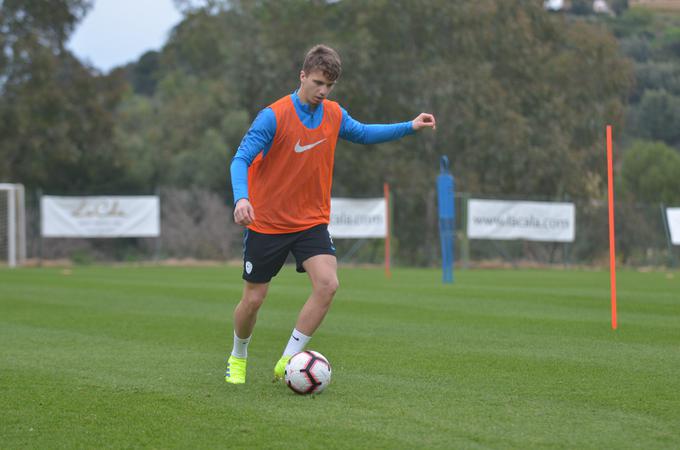 V ligi narodov je lani svoj krstni nastop za člansko reprezentanco Slovenije dočakal Luka Zahović. | Foto: nzs.si