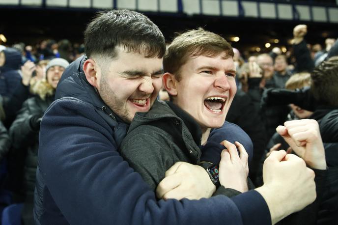 Everton Navijači | Veselje navijačev Evertona po presenetljivo visoki zmagi nad Newcastlom. | Foto Reuters