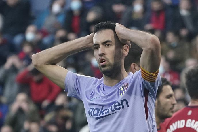 Sergio Busquets | Kapetan Barcelone Sergio Busquets je v nedeljo s Katalonci na gostovanju pri Osasuni osvojil le točko (2:2), katalonski velikan pa (s tekmo manj) za vodilnim Realom zaostaja že 18 točk! | Foto Reuters