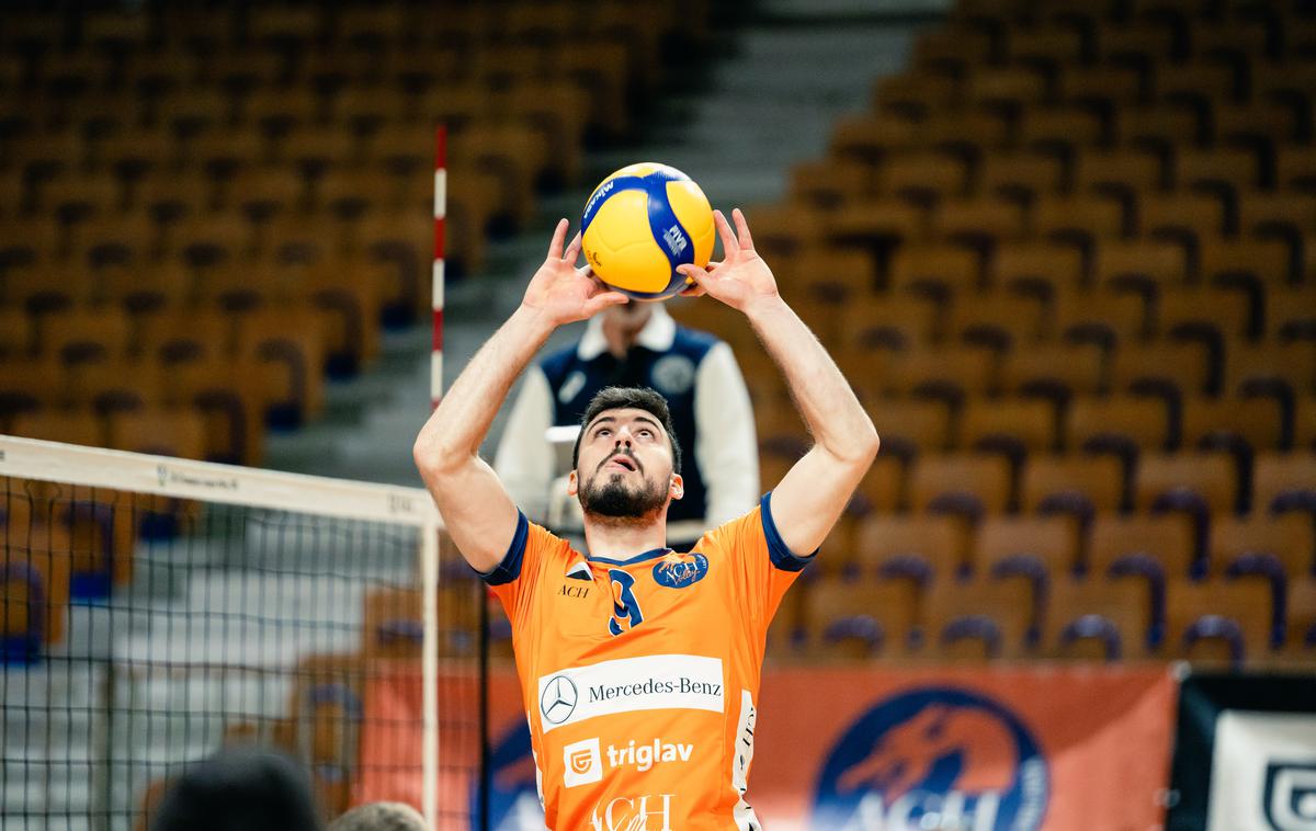 Vuk Todorović | Vuk Todorović ostaja član ACH Volley Ljubljana. | Foto ACH Volley Ljubljana