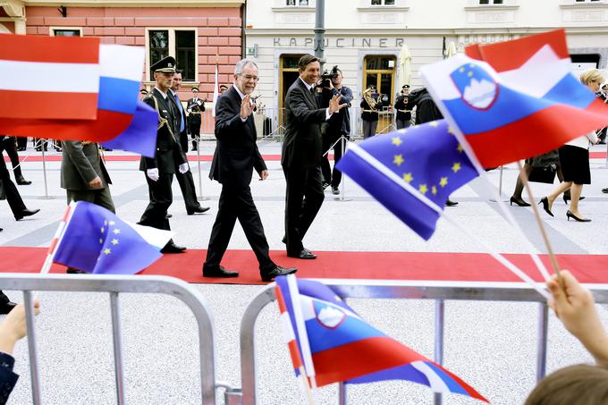 O osnutku nove deželne ustave avstrijske Koroške je predsednik Pahor ocenil, da gredo spremembe v pravo smer, ne obstajajo pa razlogi za navdušenje in hkrati niti ne za razočaranje. | Foto: STA ,