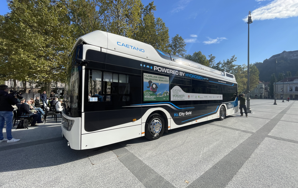 avtobus vodik LPP | Primer avtobusa na vodik med testno uporabo v Ljubljani. | Foto Gregor Pavšič