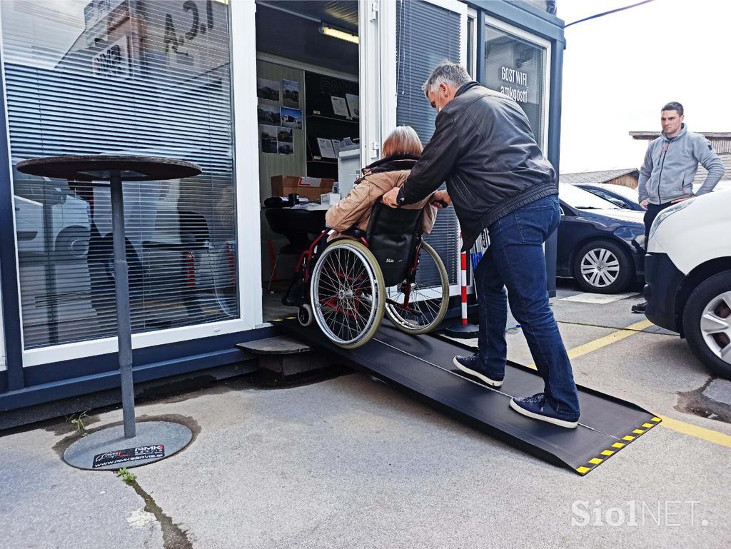 AMK Servis klančine in dvigala za dostopnost (10)