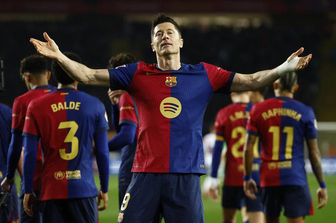 FC Barcelona Robert Lewandowski | Robert Lewandowski je v 24. krogu la lige dosegel svoj 20. gol sezone. | Foto Reuters