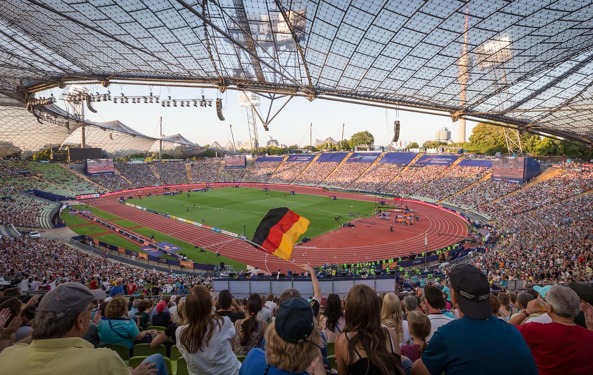 Munchen atletski stadion 2022 | Na evropskem prvenstvu v atletiki slovenske barve zastopa 22 atletov in atletinj. | Foto Peter Kastelic/AZS