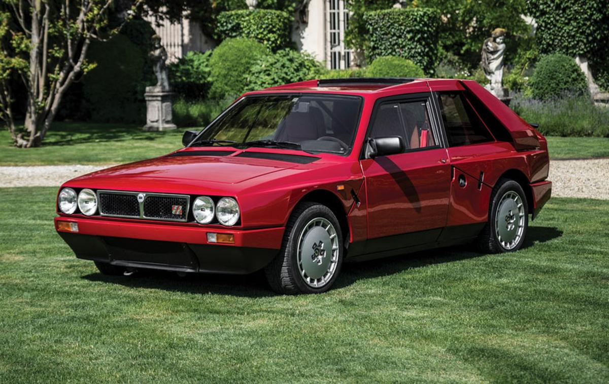 lancia delta S4 stradale | Lancia delta S4 stradale iz leta 1985. Za seboj nima niti še 2.200 prevoženih kilometrov. | Foto RM Sotheby's