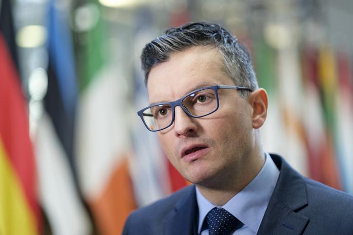 Marjan Šarec | "Ni potrebno, da bi prisluškoval komurkoli od predsednikov strank, ker vse izvem iz medijev, " je zapisal Šarec.  | Foto STA