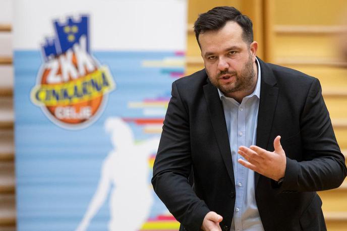 Damir Grgić | Damir Grgić je podpisal novo dveletno pogodbo in bo člansko ekipo Cinkarne Celje vodil tudi v sezonah 2023/2024 in 2024/2025. | Foto Urban Urbanc