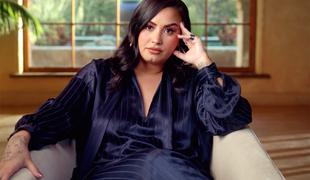 Demi Lovato po predoziranju utrpela poškodbo možganov, tri kapi in srčni napad #video