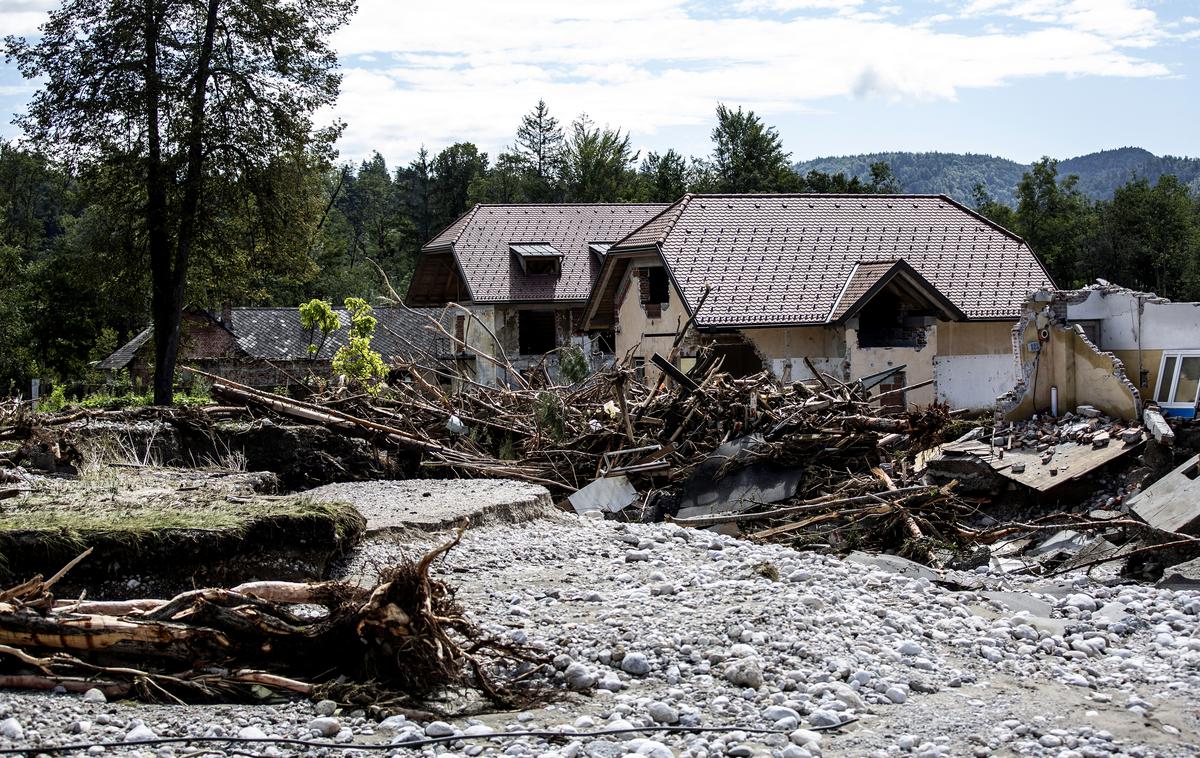 Poplave Kamnik | "Prvi stalni nadomestitveni objekti bi tako lahko bili postavljeni v kakšnem letu, verjetno prej to ni mogoče," je povedala arhitektka Mima Suhadolc. | Foto Ana Kovač