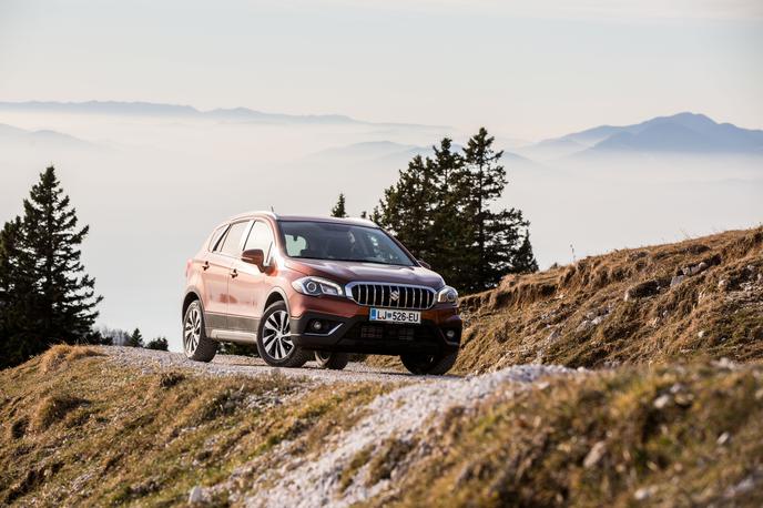 Suzuki SX4 S-cross 1.6 DDiS 4WD TCSS elegance top - test | Foto Vid Ponikvar