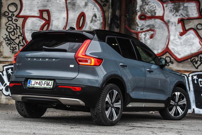 Volvo XC40 recharge | Foto: Gašper Pirman