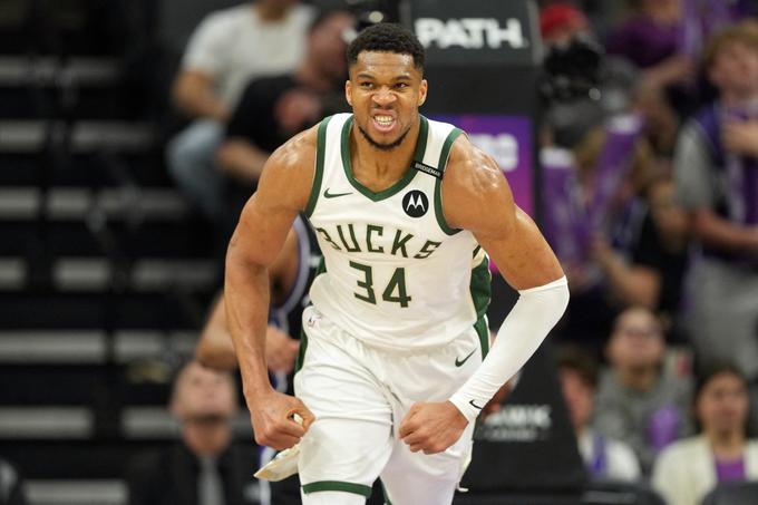 Giannis Antetokounmpo je blestel ob zmagi Milwaukeeja. | Foto: Reuters