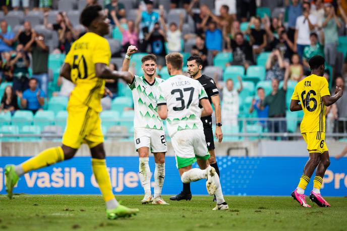 konferenčna liga, Olimpija - Šerif | Nogometaši Olimpije so si priigrali lepo popotnico pred odhodom v Tiraspol. Strelski večer je odprl Pedro Lucas. | Foto Grega Valančič/www.alesfevzer.com