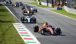 Žvižgi tifosov, Ferrari v boksih zmago znova podaril Verstappnu