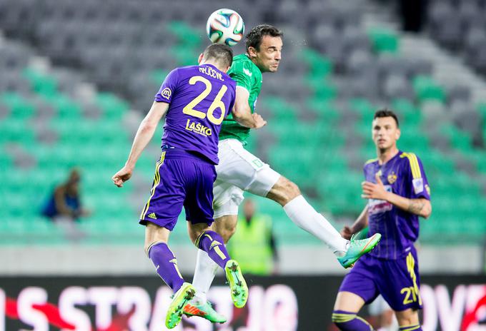 Aleksander Rajčević je branil barve Maribora tudi 15. marca 2014, ko so vijolice v Stožicah izgubile z 0:2. | Foto: Vid Ponikvar