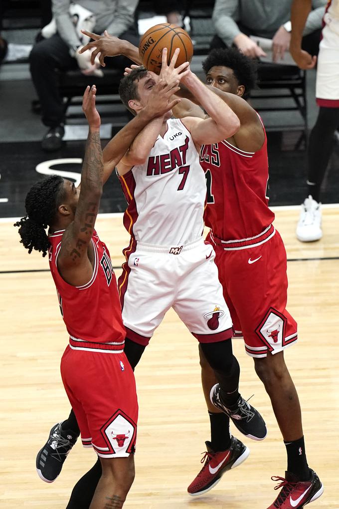 Goran Dragić je bil ta večer uganka za košarkarje Chicago Bulls. | Foto: Guliverimage/Vladimir Fedorenko