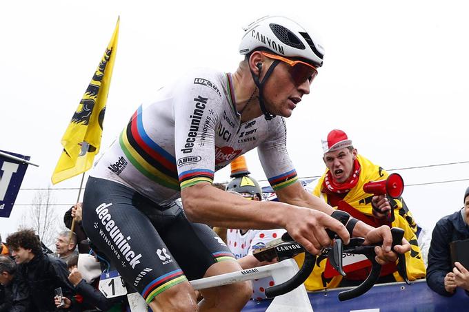 Mathieu van der Poel ni navdušen nad spremembo trase. | Foto: Guliverimage