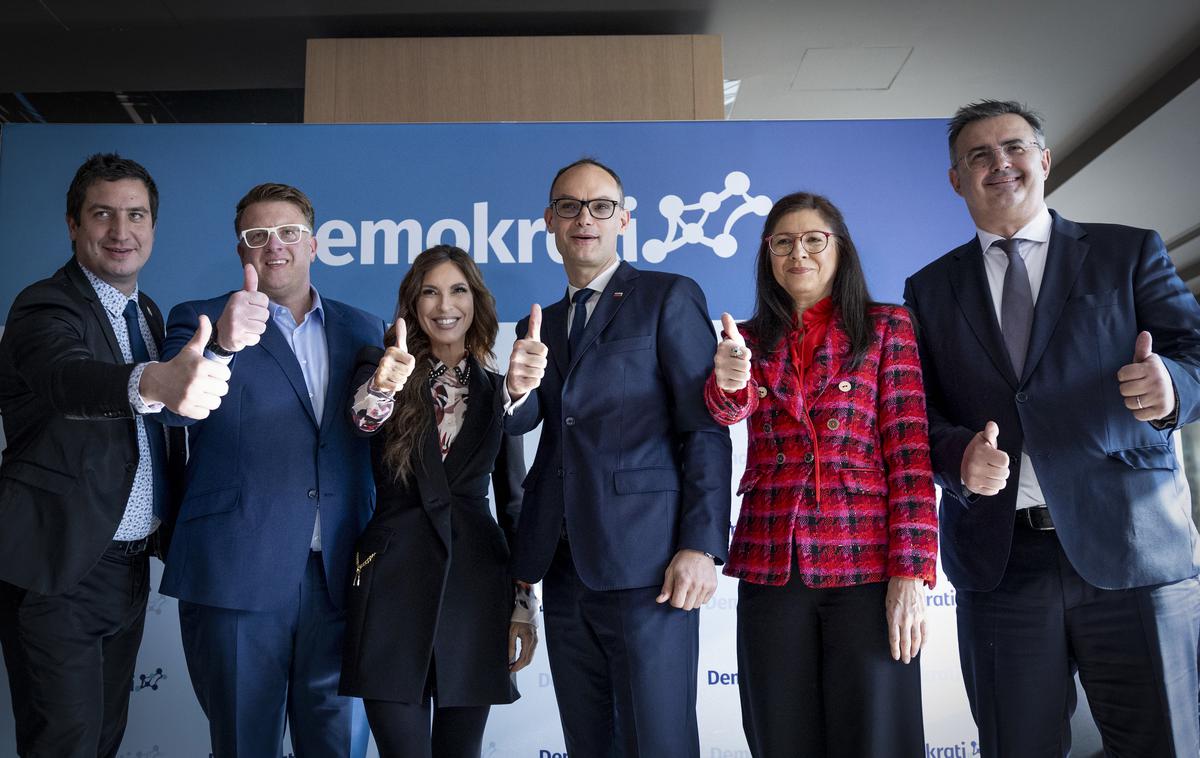 Anže Logar | Člani izvršnega odbora Demokratov: Rok Roblek, Primož Novak, Eva Irgl, Anže Logar, Romana Jordan in Mirko Požar | Foto Ana Kovač