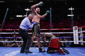 Tyson Fury : Deontay Wilder