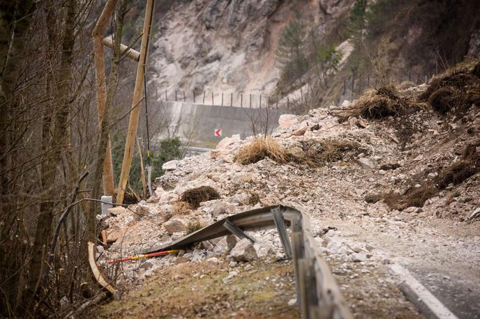 Plaz | Po večdnevnih deževjih pogosto prie do hudourniških poplav in zemeljskih plazov. | Foto STA