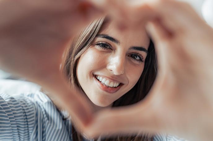 ženska, dekle, nasmeh | Foto Shutterstock