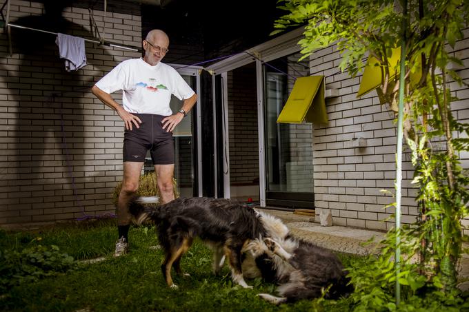 "Pred 20 leti smo bili na ljubljanskem maratonu vsi amaterji. Pomembno je bilo sodelovati. Danes je očitno še vedno pomembno sodelovati, saj sicer udeležba ne bi bila tako neverjetna - na tem teku teče več kot en odstotek našega prebivalstva." | Foto: Klemen Korenjak