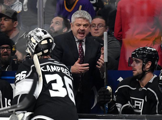 Todd McLellan razumljivo ni zadovoljen s predstavami svojih varovancev. | Foto: Getty Images