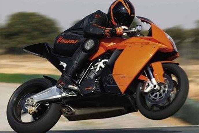 KTM RC 8