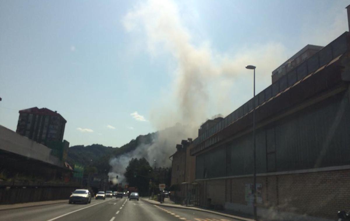 požar | Vzrok požara za zdaj ostaja še neznan.  | Foto Gasilski Zavod Trbovlje