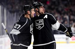 Fantastični Anže Kopitar paral živce Detroitu (video)