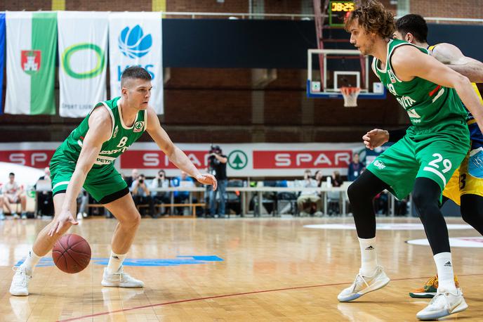 Koper Primorska Cedevita Olimpija finale pokala Spar | Edo Murić in Ivan Marinković bosta soigralca tudi v novi sezoni. Čaka pa ju kar nekaj novih obrazov v slačilnici. | Foto Grega Valančič/Sportida