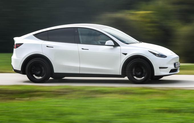 Tesla model Y je drugi najbolje prodajani avtomobil v Avstriji, do konca oktobra je bila uspešnejša le škoda octavia. 
 | Foto: Gašper Pirman