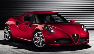 Alfa romeo 4C – dva sedeža, sredinski motor in zadnji pogon