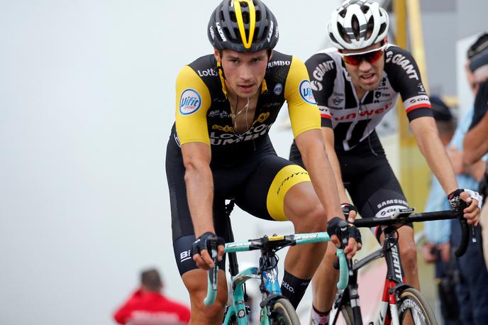 Dumoulin Roglič | Tom Dumoulin in Primož Roglič bosta z novo sezono klubska tovariša. | Foto Reuters