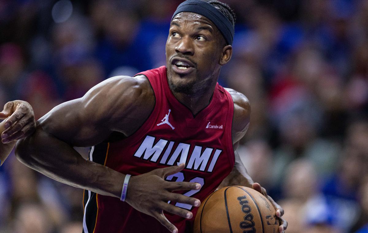 Jimmy Butler, Miami Heat | Jimmy Butler se je poškodoval ob najbolj nerodnem času, njegov Miami se namreč bori za mesto v končnici lige NBA. | Foto Reuters